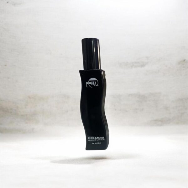 Chee Lash Glue