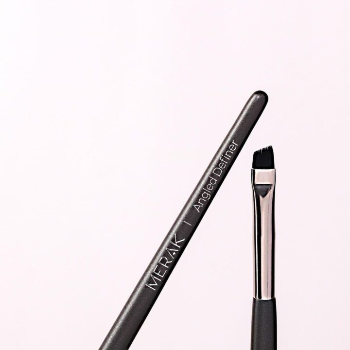 Merak Flat Angle Brush