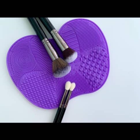 Brush Cleaning Mat