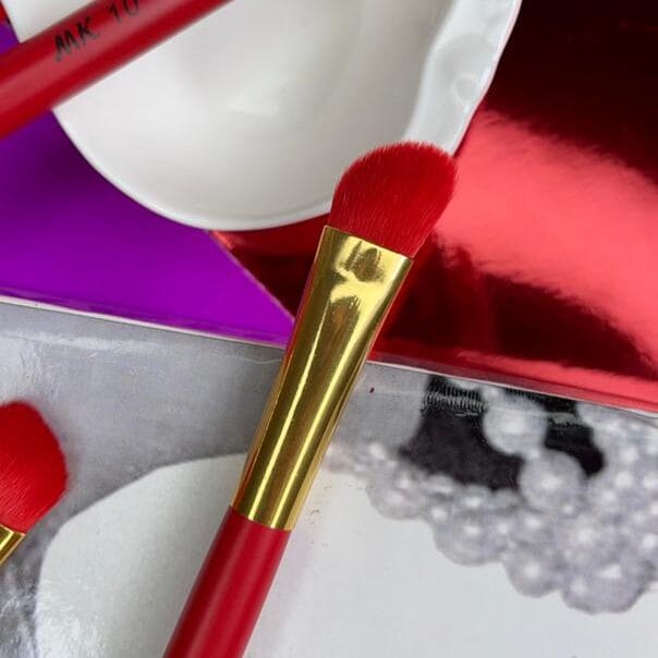 Mk Fluffy Nose Contour Brush