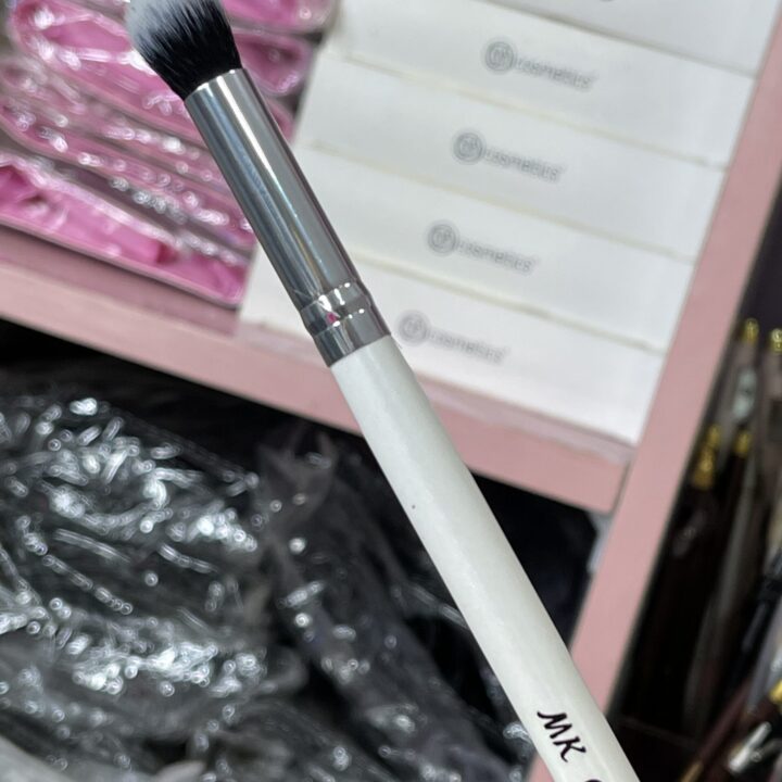 MK Eye Blending Brush - C089
