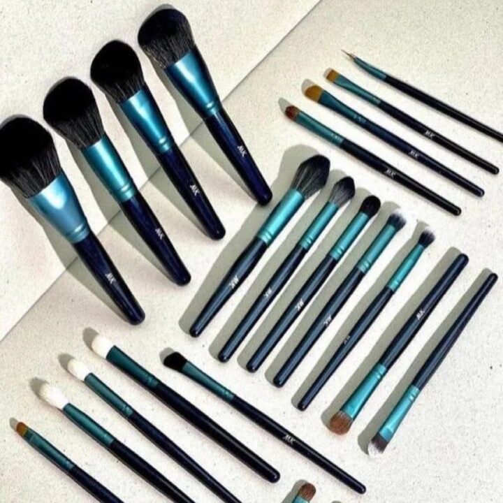 Mk Beauty 22pcs Glam Guide BrushSet