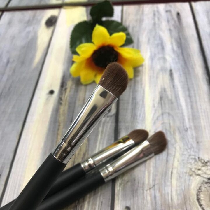 Mk Fluffy Nose Contour Brush