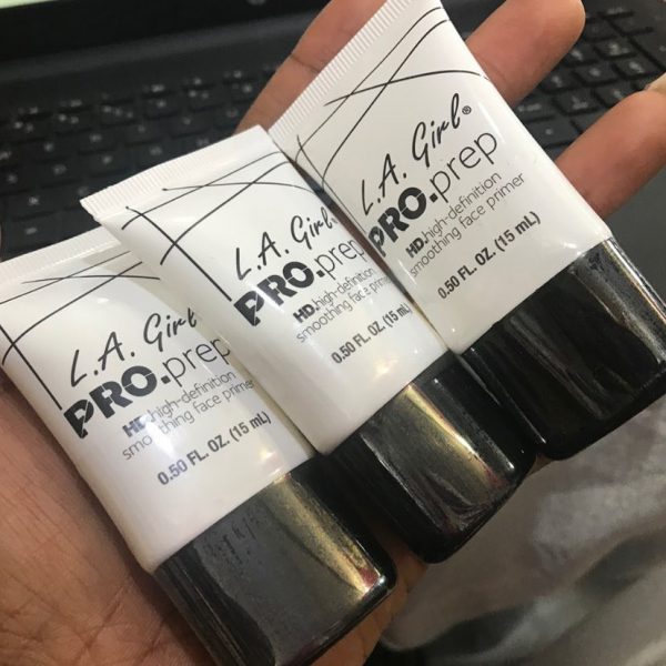 La girl Face Primer
