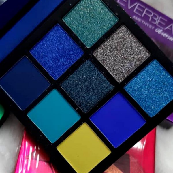 Everbeauty Obsession Eyeshadow Palette (Blue)