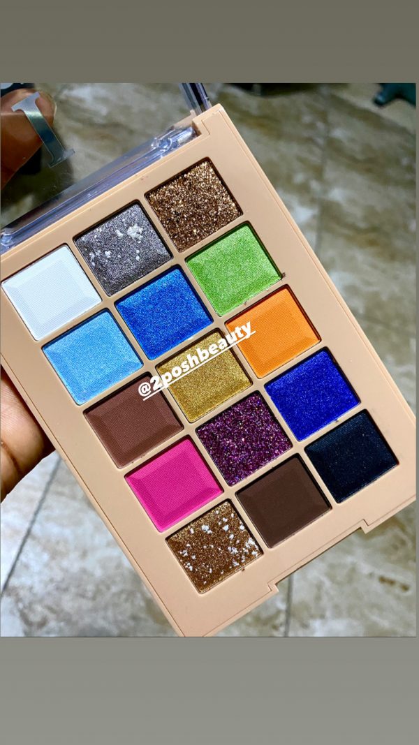 Seven Cool 15 Colour Eyeshadow Palette