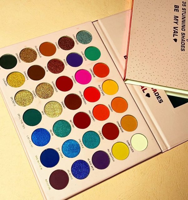 Veebeauty Be My Val Eyeshadow Palette