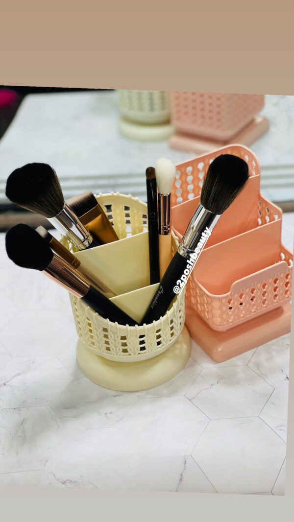 Multicompartment Brush Basket/Holder