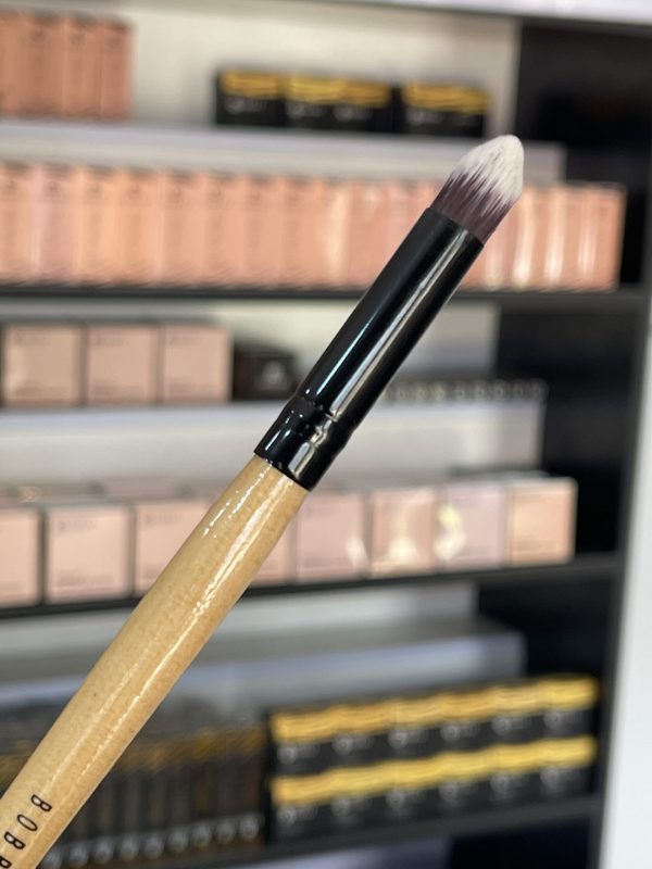 Bobbi Brown Concealer Blending Brush