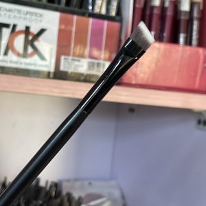 Touch Up Flat Angle Brush