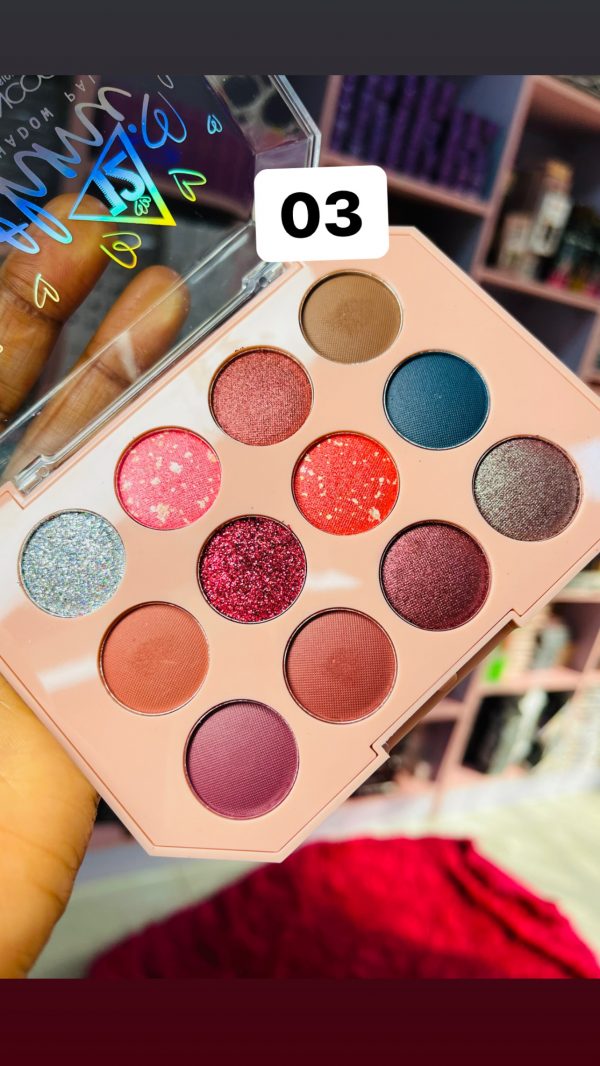 Seven Cool 12 Colour Baked Eyeshadow Palette