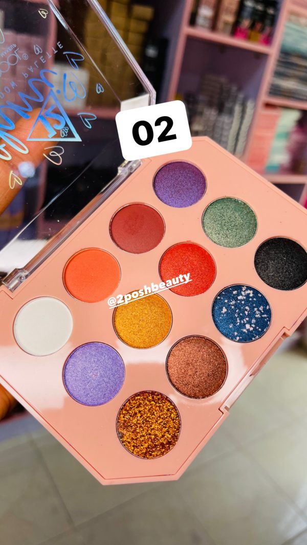 Seven Cool 12 Colour Baked Eyeshadow Palette