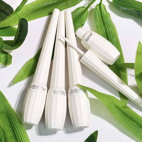 Karite White Graphic Eyeliner