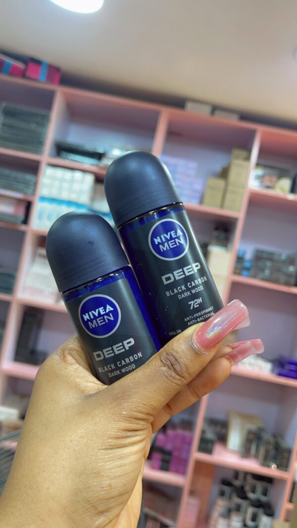 Nivea Roll on - Deep Black Carbon