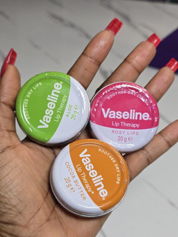 Vaseline Lip Therapy Can - 20g