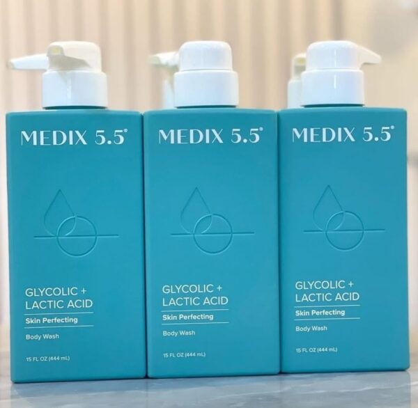 Medix5.5 Glycolic + Lactic Acid Skin Perfecting Body Wash