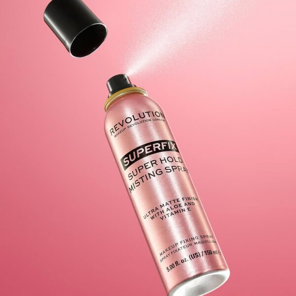 Revolution Superfix Superhold Ultra Matte Fixing Mist