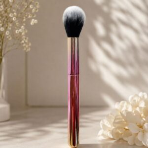 Luna Magic Blush/Highlight Brush